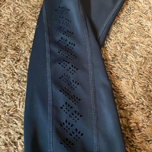 Size S Navy Blue Tangerine Brand Leggings - Picture 2 of 3